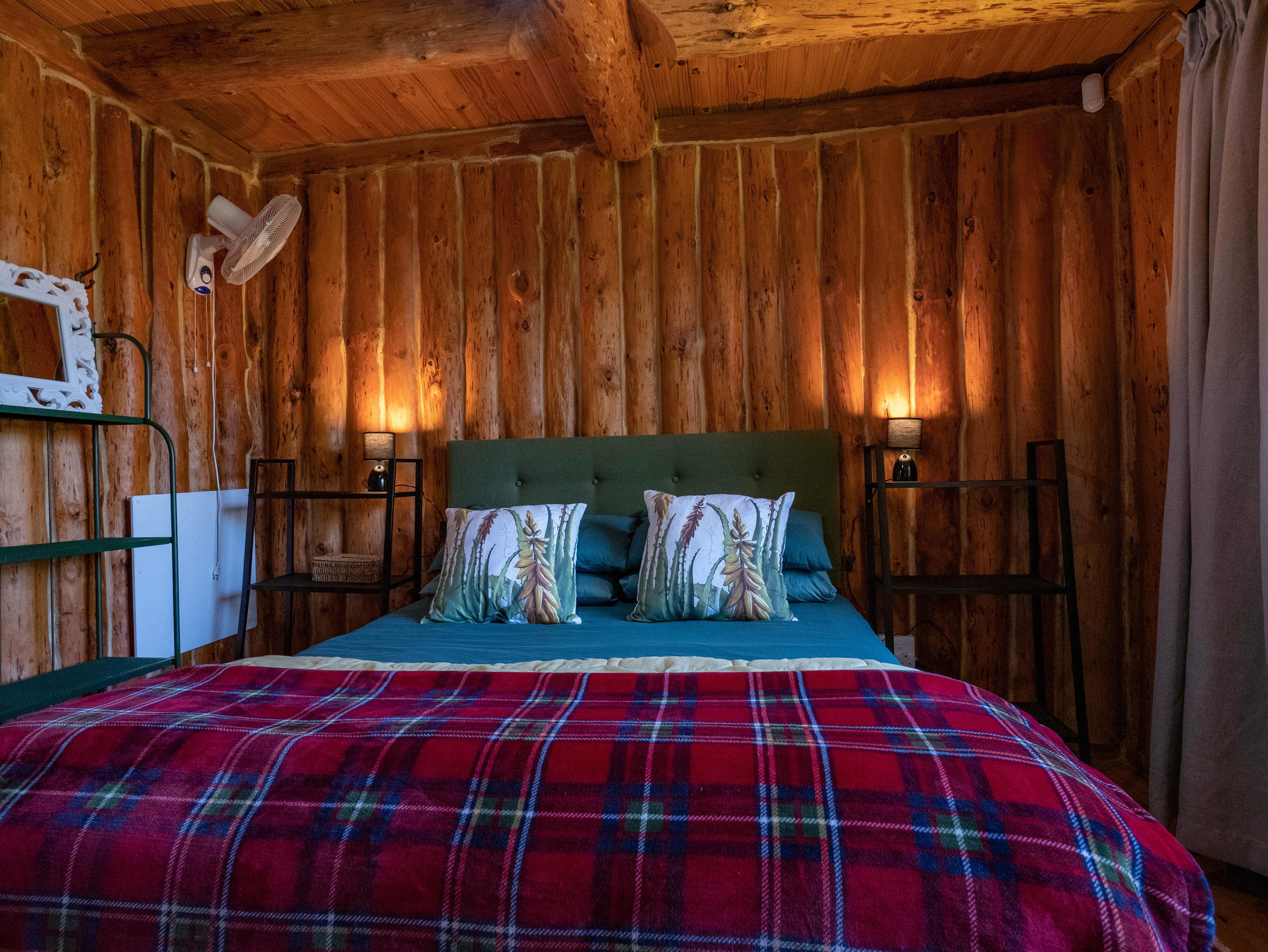 Second bedroom with tartan bedding